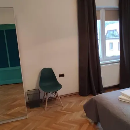 Marizen Apartment Апартаменти *