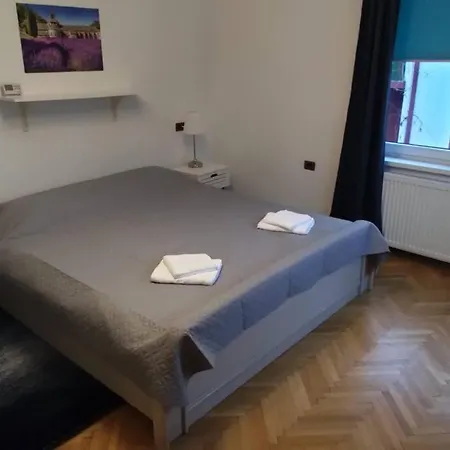 Апартаменти Marizen Apartment