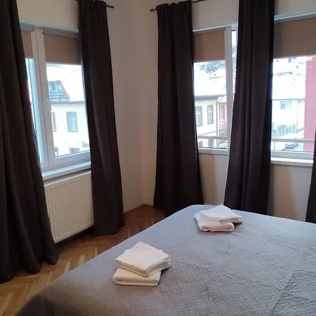 Marizen Apartment Апартаменти *